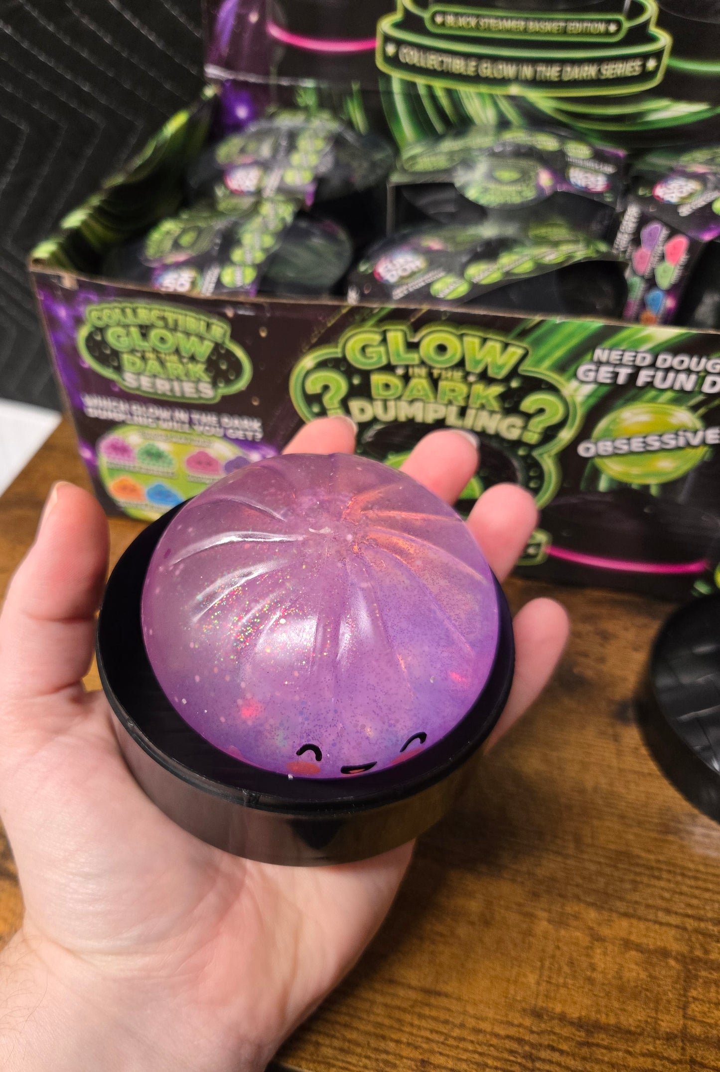 Fun Doh Glow-in-The-Dark Mystery Dumpling Squishy Toy