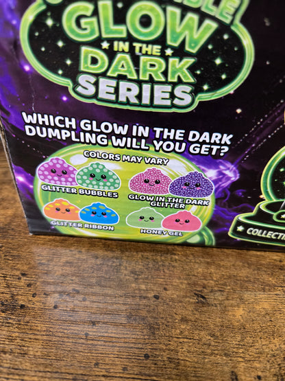 Fun Doh Glow-in-The-Dark Mystery Dumpling Squishy Toy